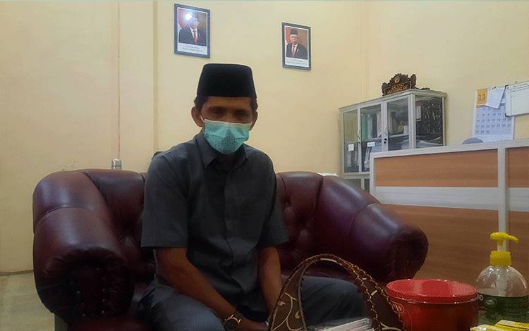 DPRD Pertanyakan Kades di Kobar Sering Gelar Kegiatan Keluar Daerah