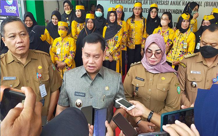 Bupati Kotim Janji Bicara dengan Presiden Minta Tenaga Kontrak Tidak Dihapus