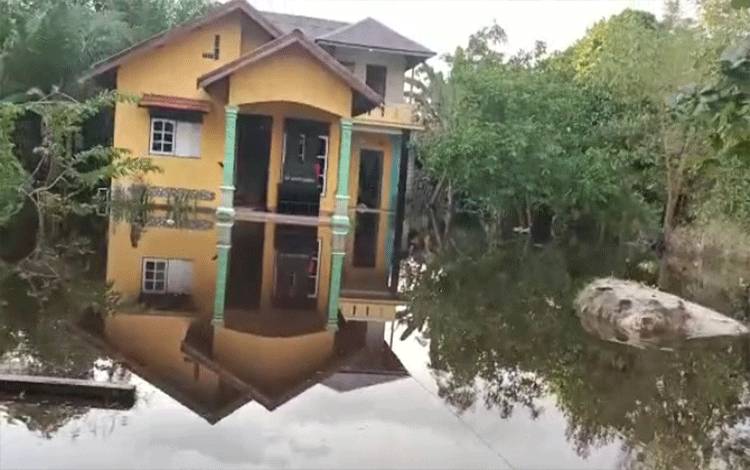 Sudah Sepekan Banjir Melanda Sejumlah Desa di Mentaya Hilir Utara, Belum Semuanya Dapat Bantuan