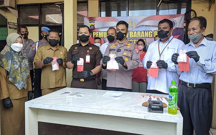 Polres Kotim dan Polsek Jajaran Ungkap 20 Kasus Sabu Selama 1 Bulan