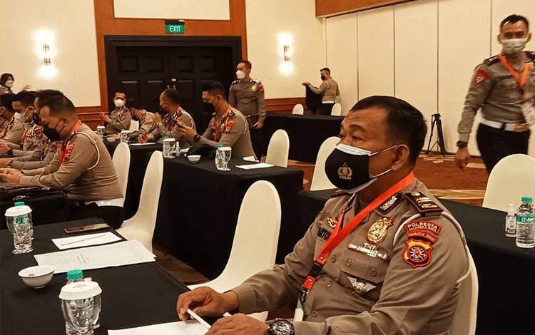 Satlantas Polresta Palangka Raya Ikuti Anev SIM Online di Jakarta