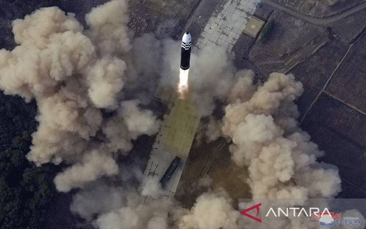 Korut Luncurkan 8 Rudal Usai AS-Korsel Gelar Latihan Perang