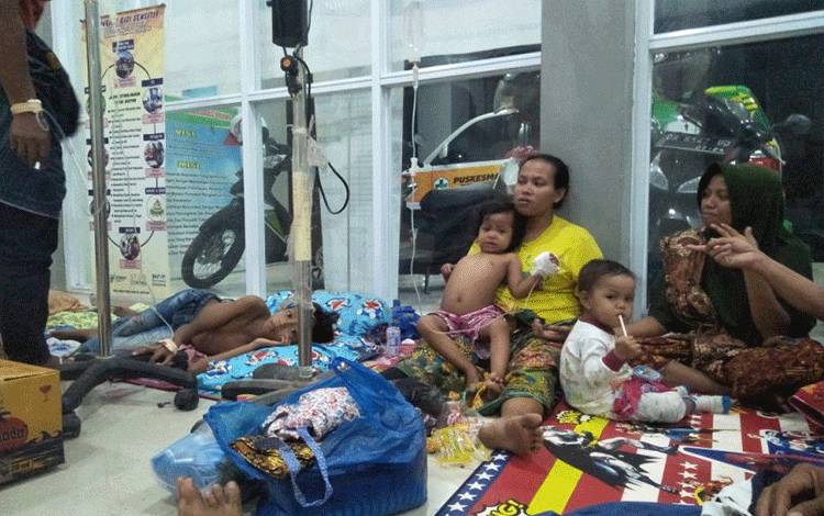 Puluhan Warga Keracunan Nasi Bungkus