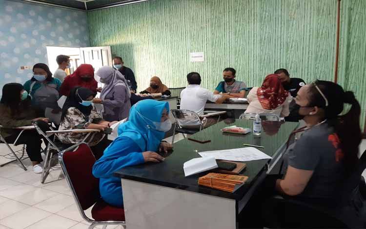 Pegawai Dinkes Kapuas Jalani Pemeriksaan Kesehatan Cegah Penyakit Tidak Menular