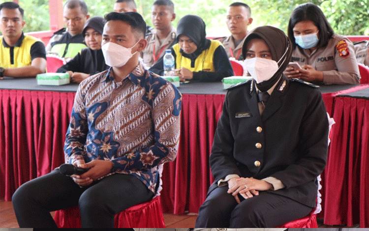Wakapolres Katingan Pimpin Sidang Rencana Pernikahan Personel