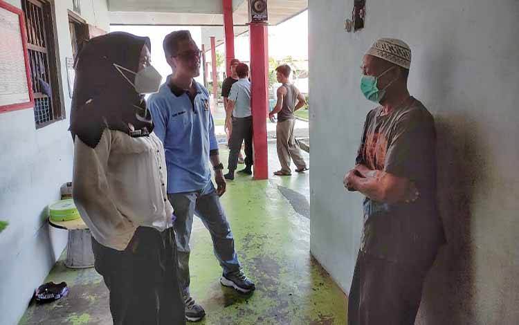 Tim Medis Rutan Tamiang Layang Lakukan Yankesling ke Warga Binaan