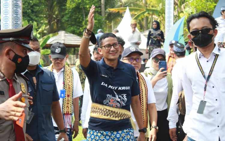Menparekraf: Mari Dukung Atlet Selancar Indonesia pada Krui Pro