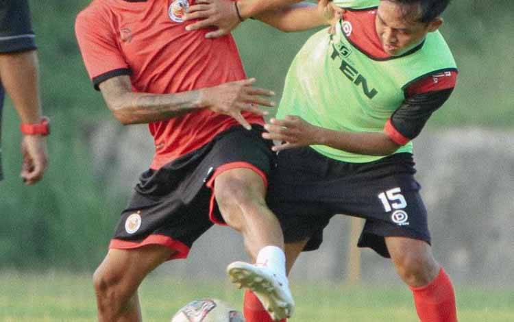 Semen Padang Resmi Diperkuat Vendry Mofu dan Finno Andrianas di Liga 2