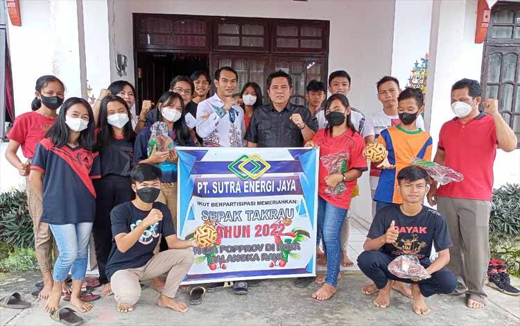 Ketua PSTI Barito Timur Lepas Tim Takraw ke Popprov Kalteng