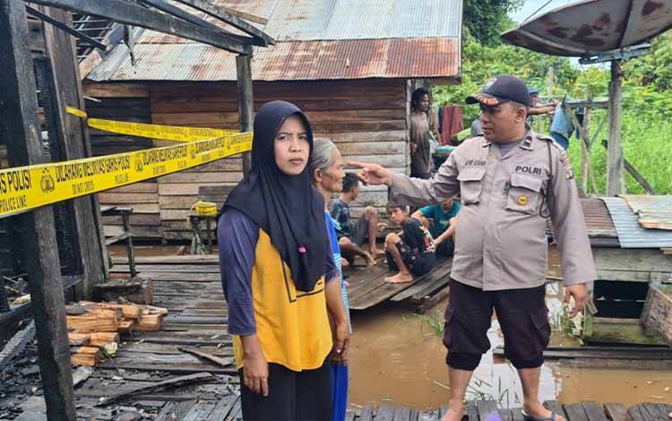 Satu Unit Rumah Warga Desa Mantangai Tengah Terbakar