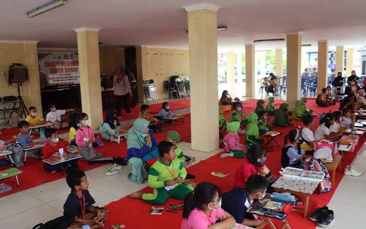 Polres Kapuas Dorong Semangat Anak Minati Seni Lewat Lomba Mewarnai