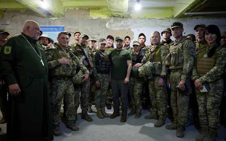 NATO: Perang di Ukraina akan Berlangsung Lebih Lama