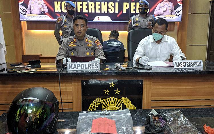 Pukul dan Tabrak Polisi, Pencuri 2 Buah Mobil di Sampit Ditembak
