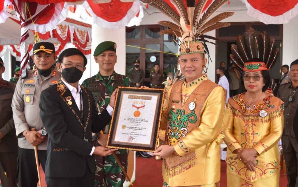 Selamat! Kabupaten Gunung Mas Pecahkan Rekor MURI