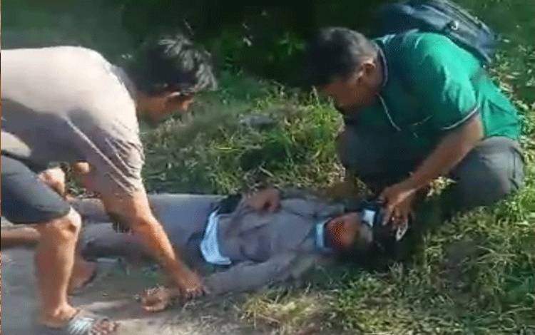 Tabrakan Motor dengan Truk di Jalan HM Arsyad Sampit, Kondisi Korban Begini