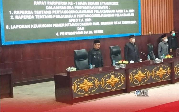 Wabup Murung Raya Hadiri Paripurna DPRD Dengarkan Penyampaian Hasil Reses