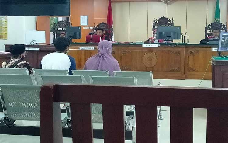 Kakek Dipukul Pak RT Hingga Babak Belur