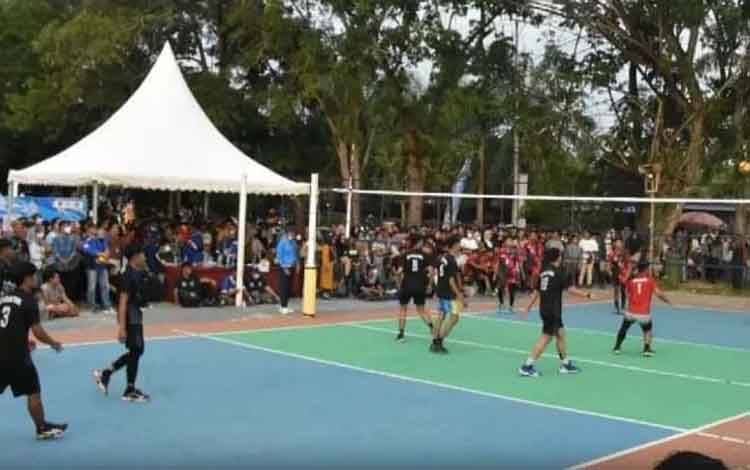 Porkab Barito Utara Dipenuhi Penonton