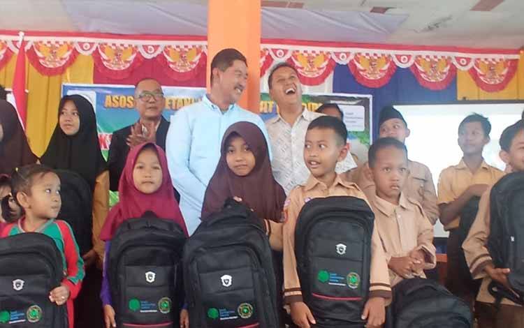 Ini Tujuan PT SSMS, Tbk Dampingi Asosiasi Petani Kelapa Sawit Mandiri