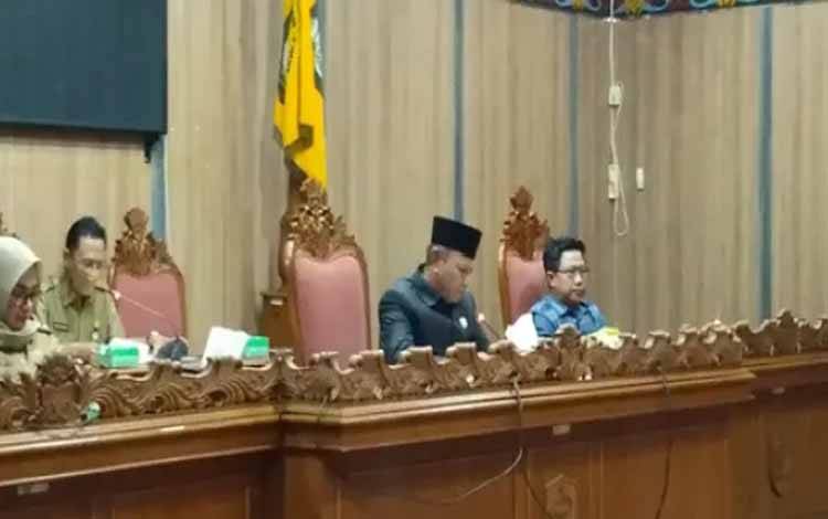 DPRD Kotim Berikan Catatan Atas Laporan Keuangan