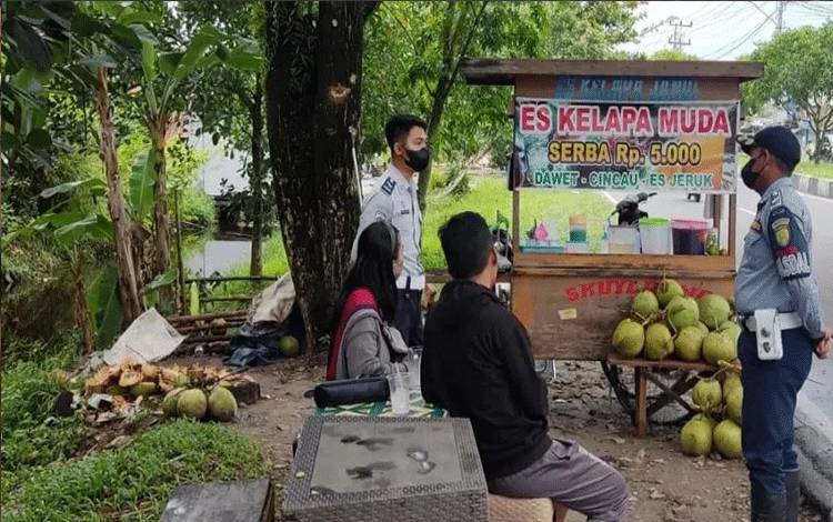 PKL di Palangka Raya Dilarang Jualan di Bahu Jalan