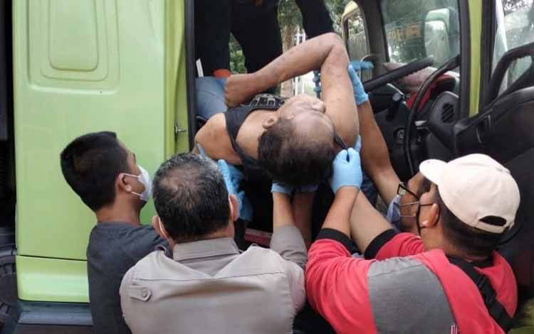 Sopir Asal Sidoarjo Meninggal di Dalam Truk Fuso