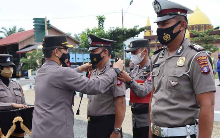 Lima Personel Polres Katingan Naik Pangkat