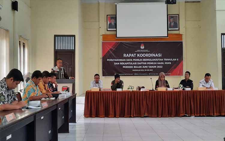 KPU Kobar: Masyarakat Bisa Cek DPT Pemilu 2024 Melalui Online