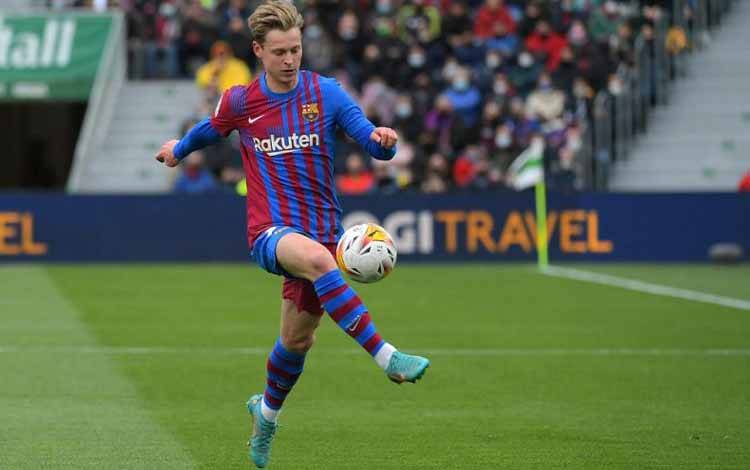 Chelsea Bersiap Rampok Frenkie de Jong dari Manchester United