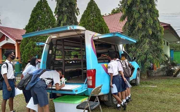 Kembangkan Perpustakaan Berbasis Inklusi Sosial