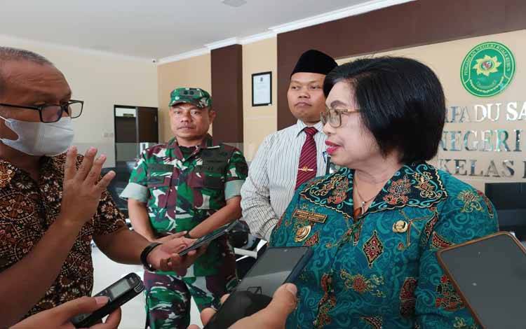 Pesan Wabup Gunung Mas pada PNS Soal Gaji ke 13