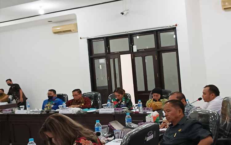 DPRD Gunung Mas Minta DLHKP Awasi Aktivitas PBS agar Tidak Mencemari Perairan di Tahura Lapak Jaru