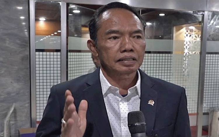 Kebijakan Soal Minyak Goreng Membuat Petani Miskin, Produsen Bangkrut dan Tidak Ada Kepastian Hukum