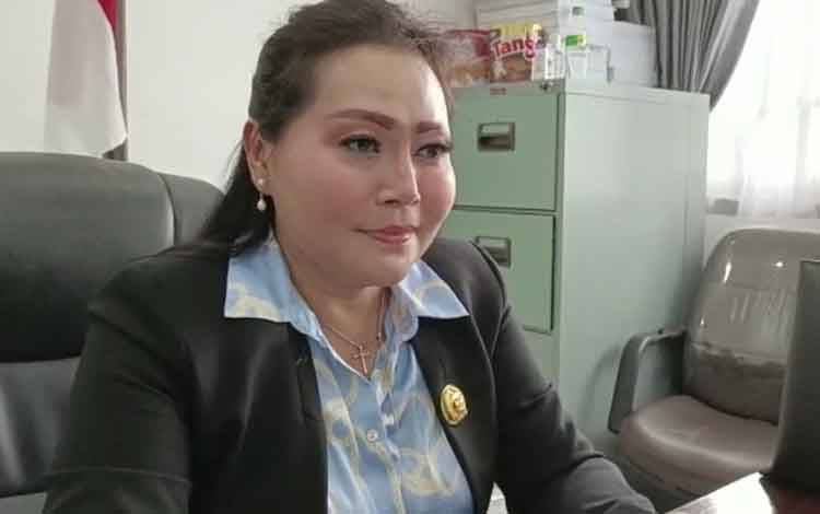 Legislator Kapuas Ini Dorong Pemkab Dapat Realisasikan Gaji Guru Kontrak