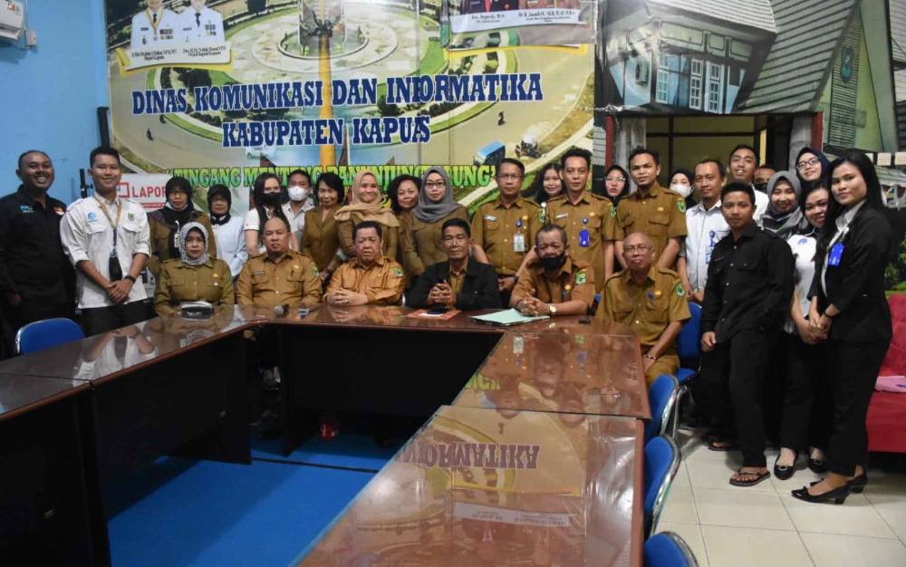 Jabatan Sekretaris Dinas Kominfo Kapuas Diserahterimakan