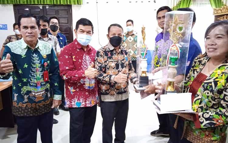 Bupati dan Wabup Hadiri Temu Teknis Penyuluh dan Petani
