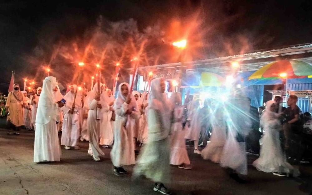 2.000 Lebih Obor Semarakkan Malam Takbiran Iduladha di Sampit