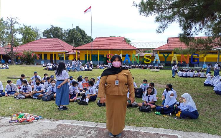 264 Siswa Baru SMAN 1 Tamiang Layang Ikut MPLS