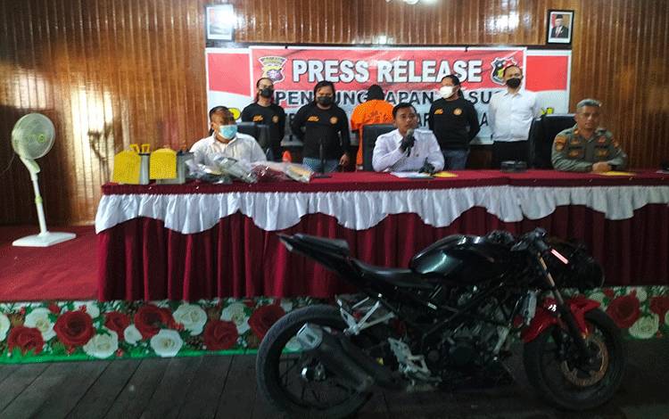 Melawan Saat Ditangkap, Residivis Spesialis Maling Aki di Buntok Ditembak
