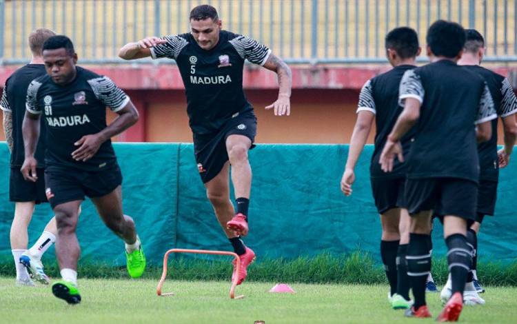 Madura United Gelar TC di Training Ground Baru