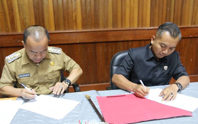 Bupati Seruyan Beri Waktu 3 Hari PBS Jalankan Kesepakatan Pembelian TBS