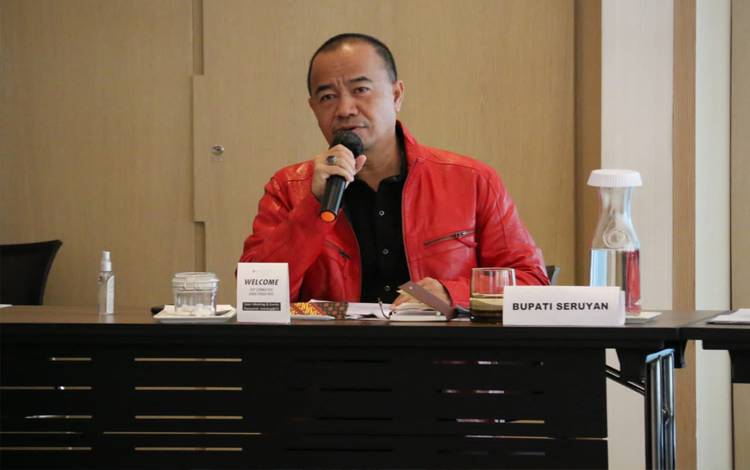 Bupati Seruyan Ajak Masyarakat Manfaatkan Transportasi Udara Saat Bepergian