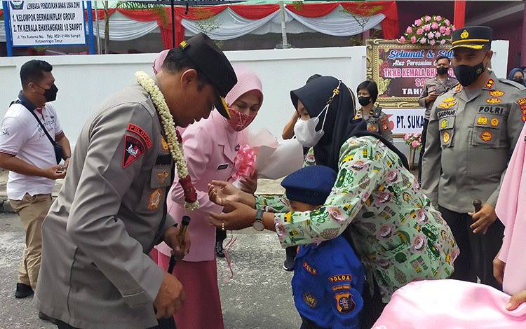 Kapolda Kalteng Akan Bangun SMA Unggulan