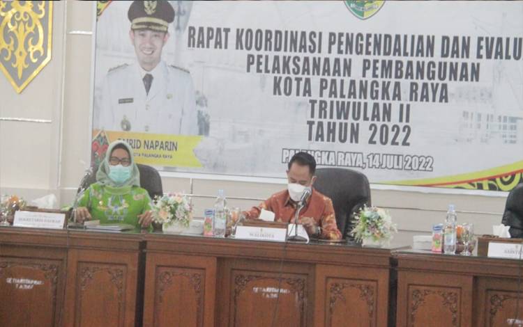 Wali Kota Palangka Raya Minta Jajaran Bentuk Program Pemulihan Ekonomi
