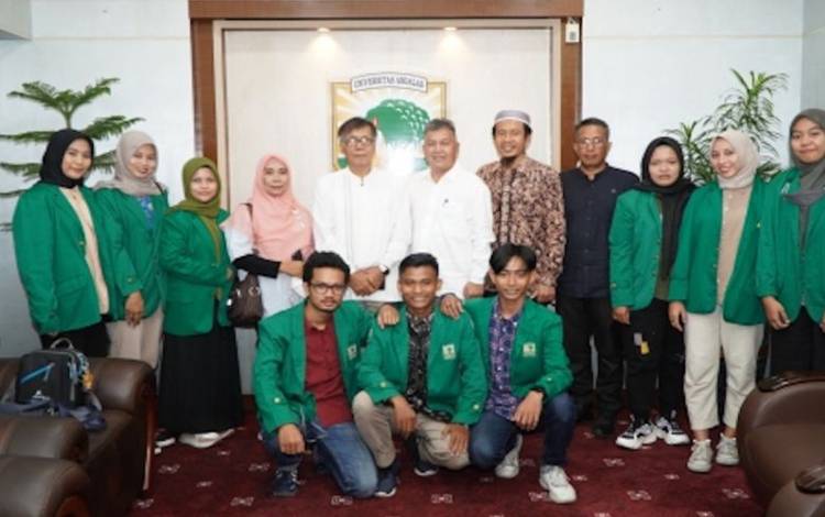 9 Mahasiswa Unand Ikuti KKN Kebangsaan di Palangka Raya