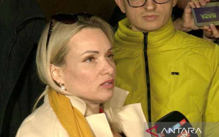 Mantan Karyawan TV Pemerintah Rusia yang Protes Invasi Ditahan