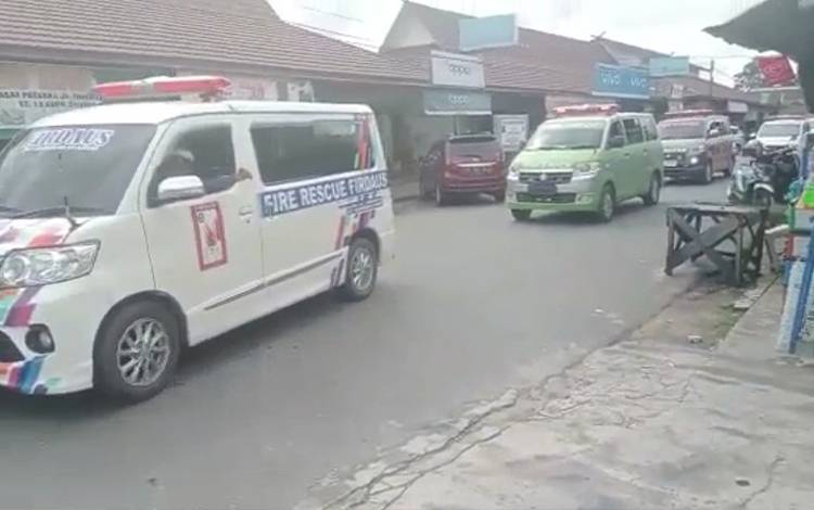 Relawan Kapuas Turut Bantu Evakuasi Korban Laka Maut di Pulang Pisau