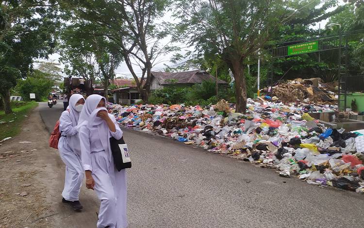Aroma Tak Sedap Merebak, Warga Sekitar Depo Jalan Sampurna Sampit Resah