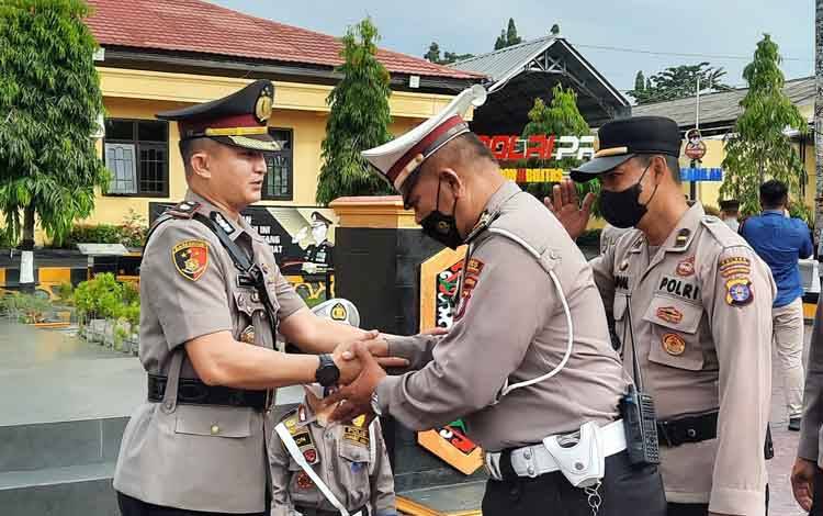Jabat Wakapolres Kobar, Kompol Wihelmus Helky Siap Bantu Kapolres Tingkatkan Profesional Personel