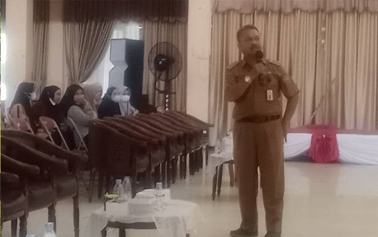 Para Wisudawan Harus Persiapkan Diri Memasuki Dunia Kerja